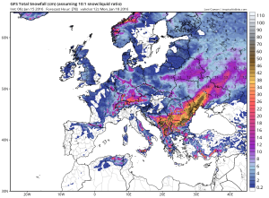 Stratul de zapada estimat a se depune in tara noastra pana luni la pranz. In special in Muntenia, sudul Moldovei si in partea continentala a Dobrogei se va depune un strat de zapada cuprins intre 20 si 50 de centimetri. Sursa: tropicaltidbits.com, model GFS.