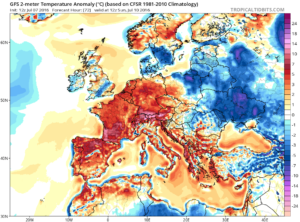 Abaterile termice estimate a se inregistra in dupa-amiaza zilei de duminica. Local in jumatatea nordica a tarii se vor inregistra usoare abateri negative fata de normalul climatologic al perioadei, in timp ce in sud (si mai ales in Oltenia) temperaturile vor marca o abatere usoara, de asemenea, insa de aceasta data pozitiva. Sursa: tropicaltidbits.com, model GFS.